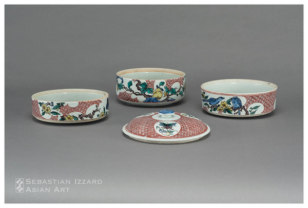 CYLINDRICAL THREE-TIERED BOX AND COVER