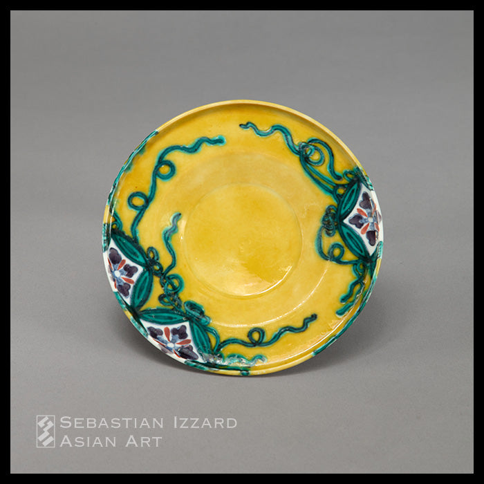 SMALL DISH WITH TREASURE DESIGN