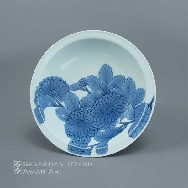 SMALL DISH (<i>KOZARA</i>) WITH CHRYSANTHEMUM DESIGN