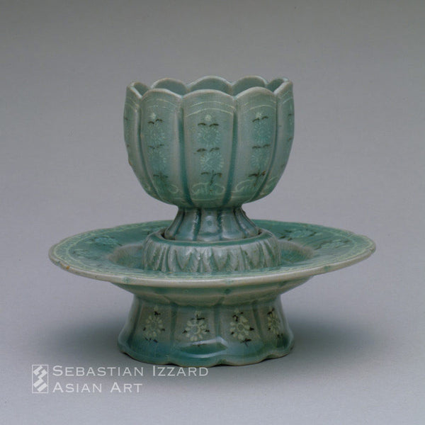 Lobed Cup and Stand with Chrysanthemum Design Second half of 12th century Inlaid celadon ware  12 cm high